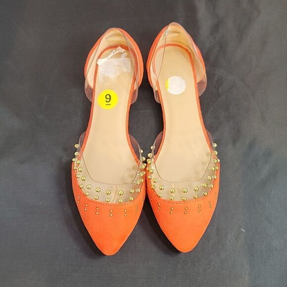 MUDD WOMEN'S SLIP-ON GOLD METALLIC BALL DESIGN EMBROIDERED SUEDE CLOSED TOE FLAT - Picture 1 of 15